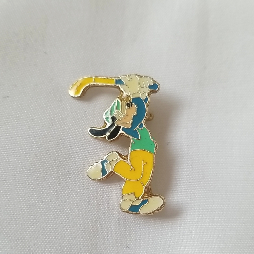 Vintage Disney Goofy Golfing Lapel Pin